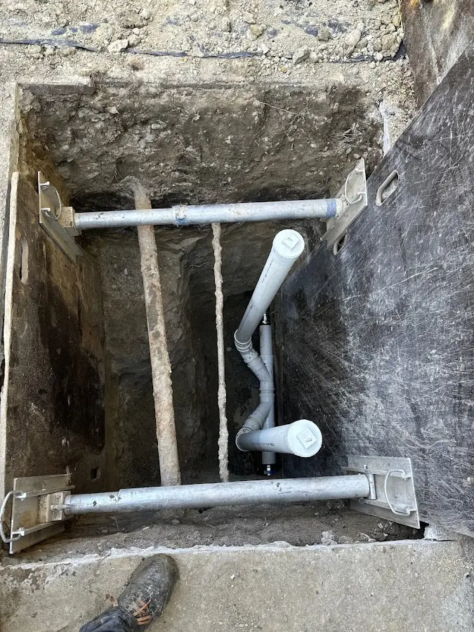 Experienced plumber completing Gas Line Repair work in Columbus